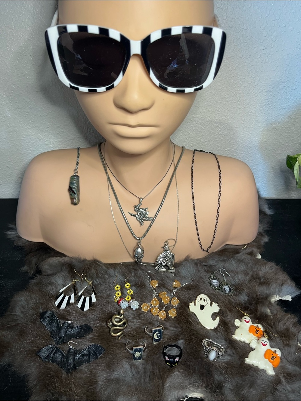 Halloween jewelry bundle